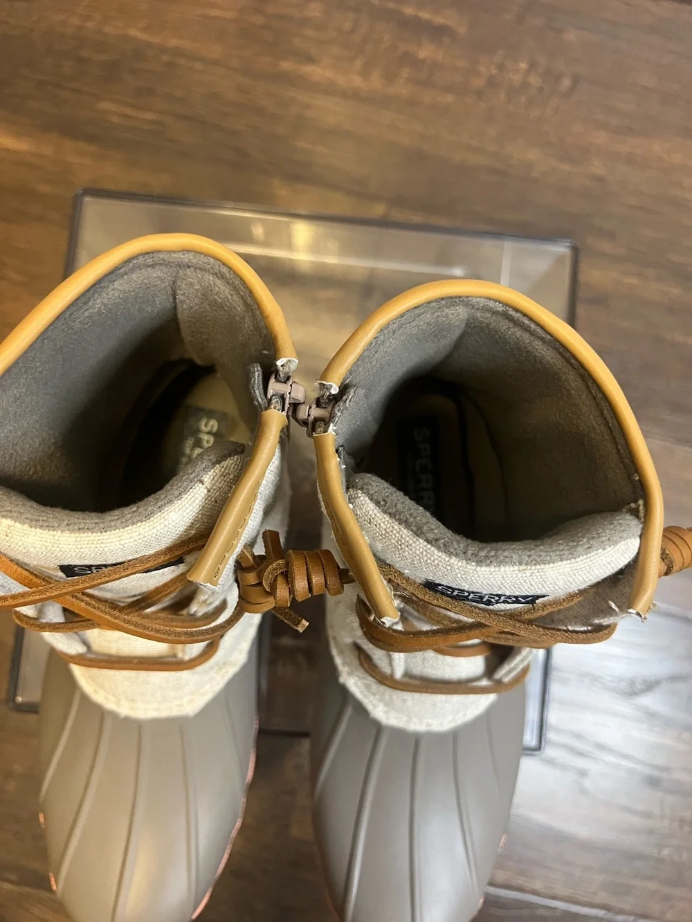 Sperry girls top